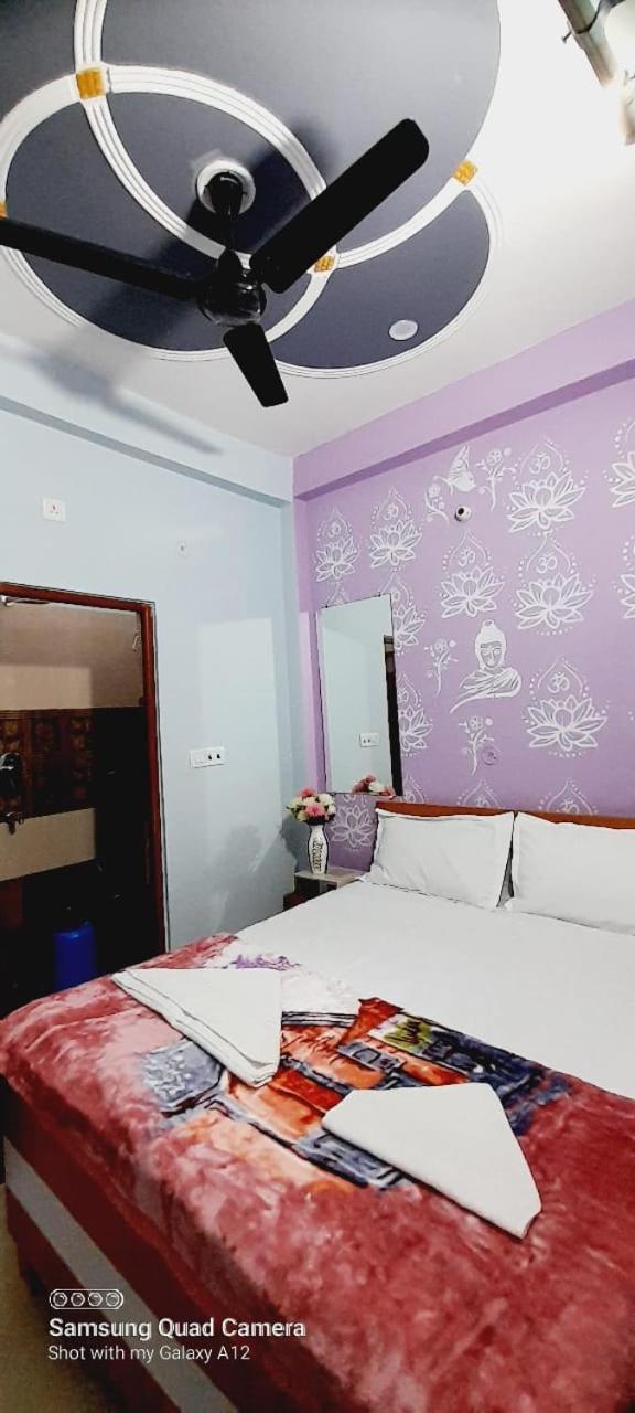 Shiv Niketan Guest House 200Mtr From Shri Ram Mandir Ayodhya Exterior photo